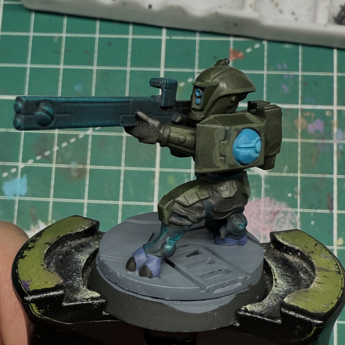 Camo tau