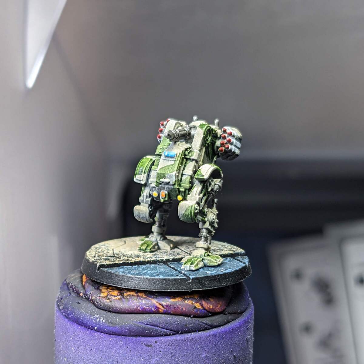 Legions Imperialis Solar Auxilia Aethon Heavy Sentinel: Camo scheme